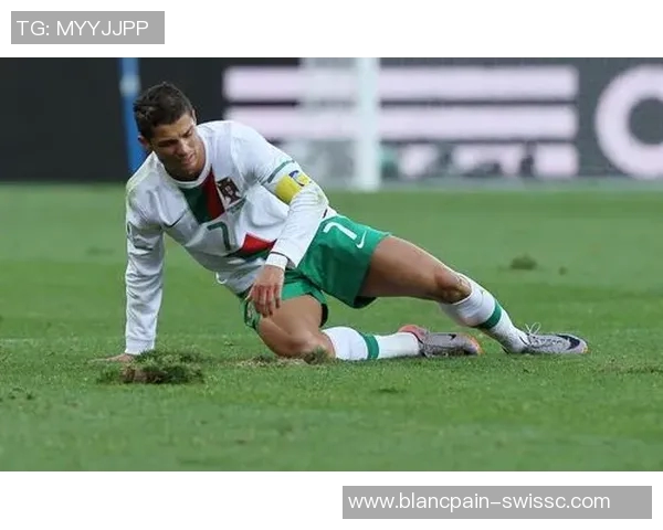 我只是一个普通人与足球明星之间的距离与误解