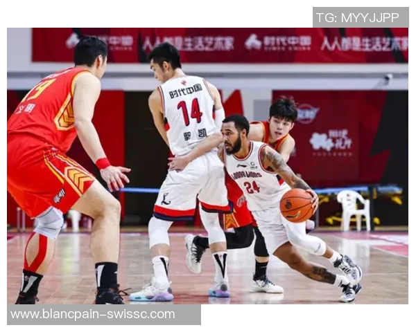 杭州篮球队荣登篮球意识排行榜第三名展现出色团队配合与战术执行力